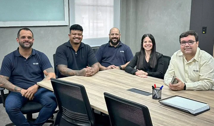 Carlos Fellipe, Eduardo Quirino, Felipe Freitas, Fernanda Diniz e Paulo Henrique